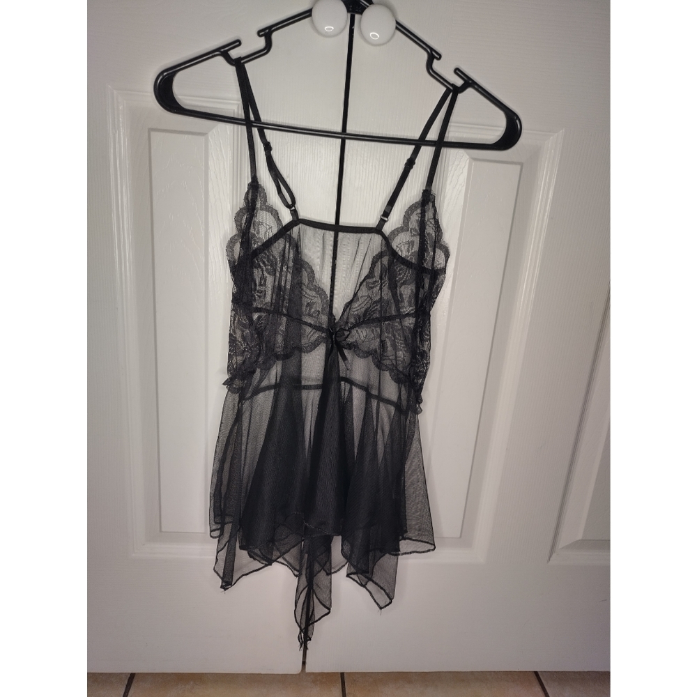 Lingerie - Picture 4 of 4